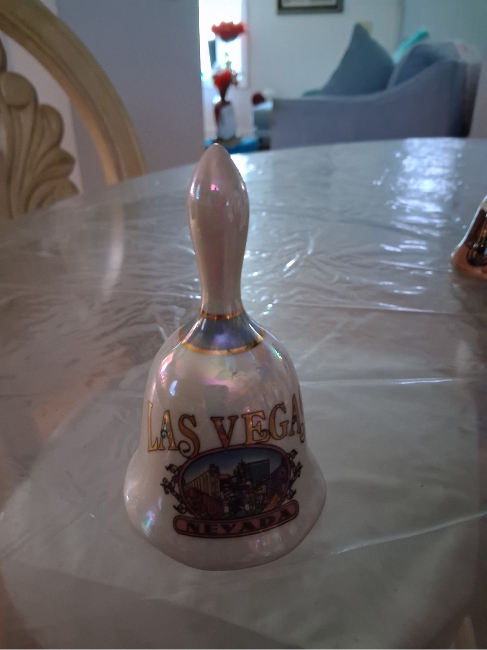 Las Vegas Pearlized Ceramic Bell - White Souvenir